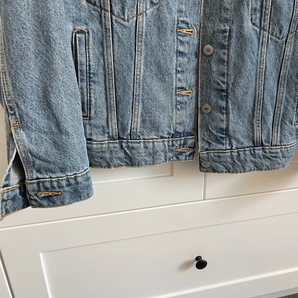Levi Strauss oversize denim jacket - Picture 9 of 12